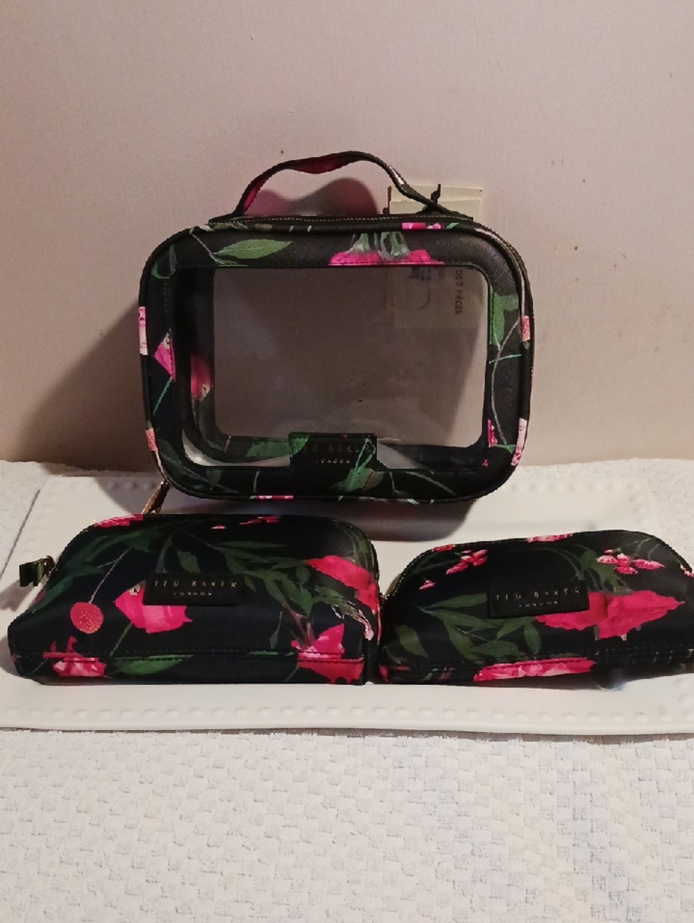 Ted Baker London Floral 3pc Cosmetic/Travel Case Set 💐Scattered Bouquet 💐